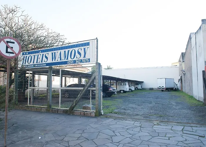 Wamosy Hotel